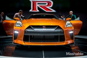 New York Auto Show 2016 Nissan GTR